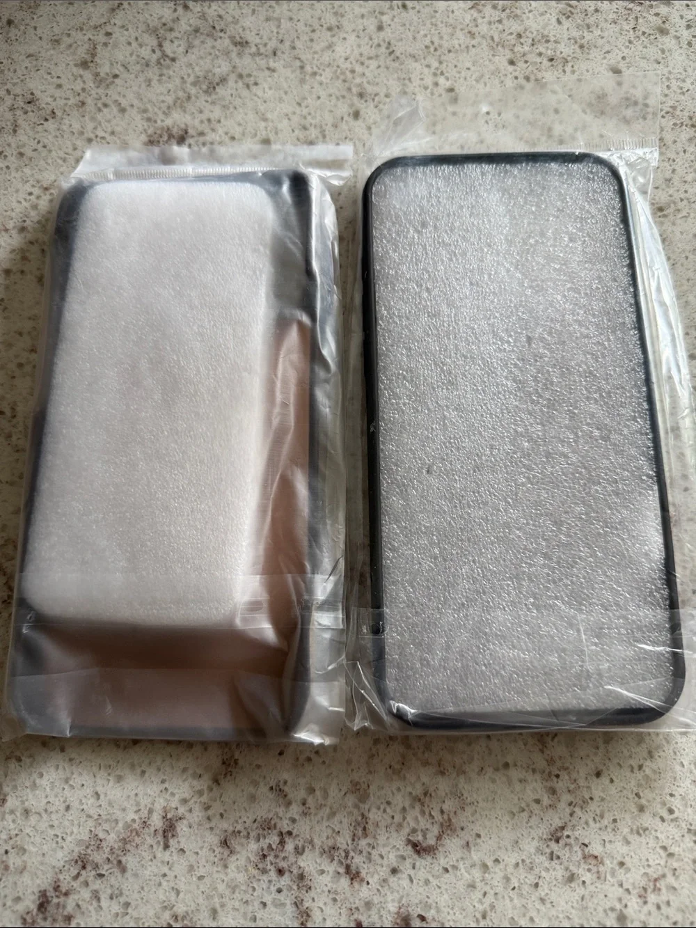 iPhone 16Promax GG Cases